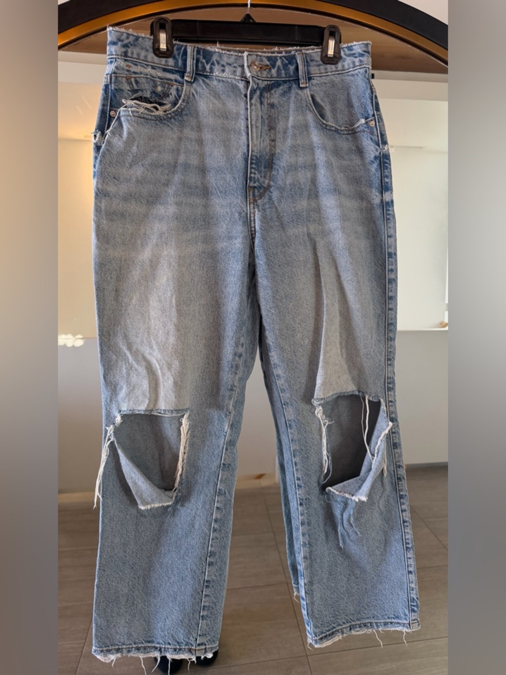Zara High-Waisted Distressed Straight Leg Jeans Size 10/EUR 42